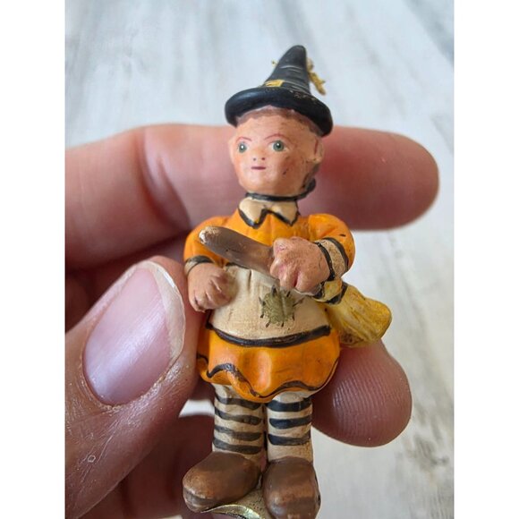 Dept 56 polliwoggs witch mini ornament Halloween shabby chic Thanksgiving broom - Picture 6 of 7